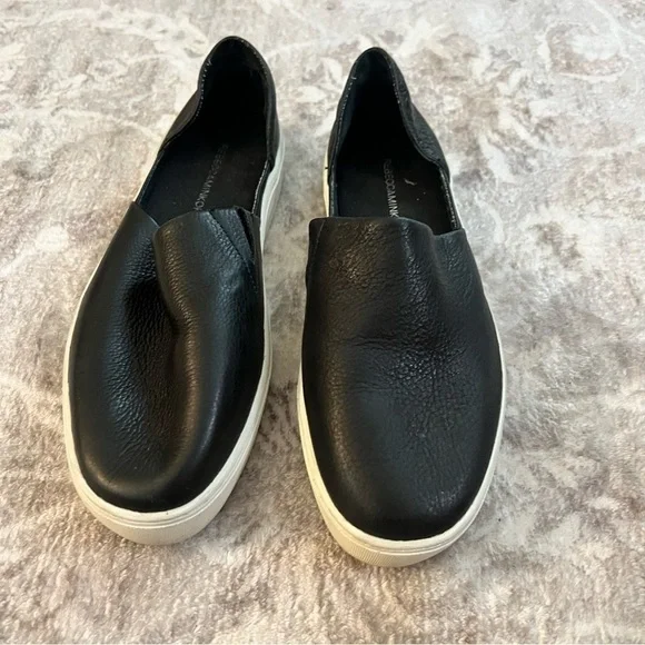 Rebecca Minkoff black leather slip on comfort sneaker. Size 8.5 - Picture 4 of 7